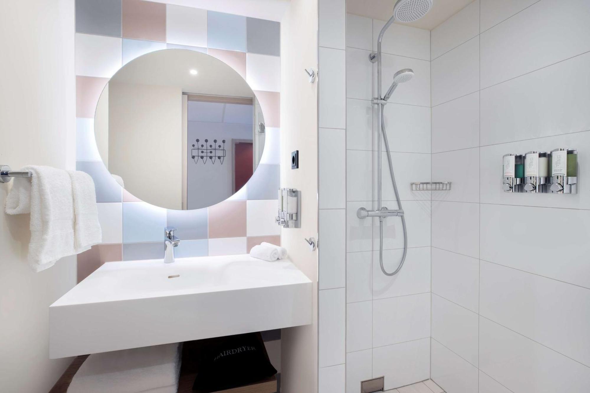 Hampton By Hilton كايزرسلاوترن المظهر الخارجي الصورة
